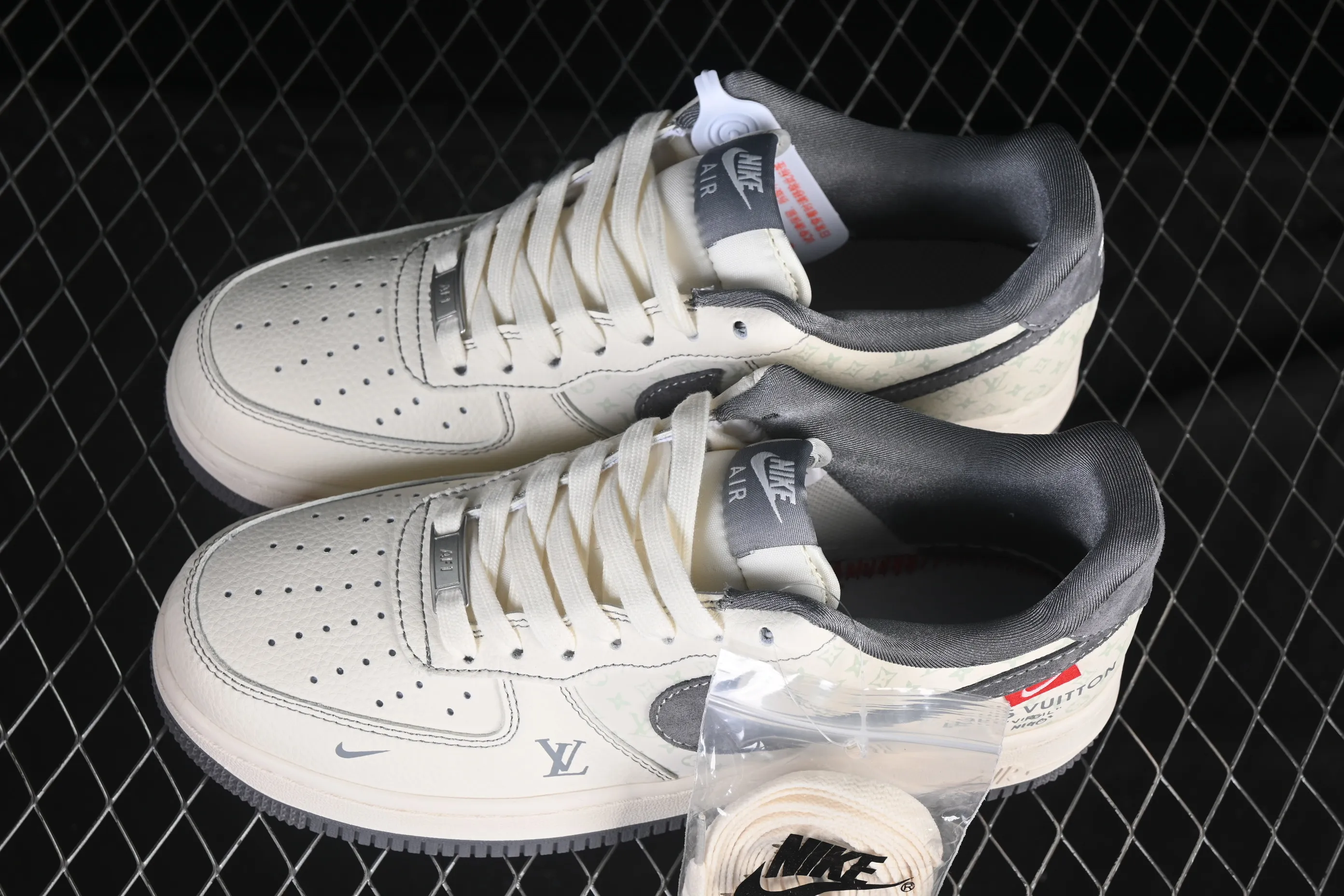 All categories Nk Air Force 1 Air Force series Nk Air Force 1 Low Air Force low-top Nike Air Force 1'07 Low LV co-branded printed beige gray Air Force 1 low-top casual sneakers MZ9588-816